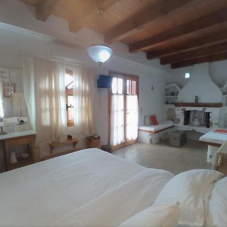 Harmonic Place Loutraki Exterior foto